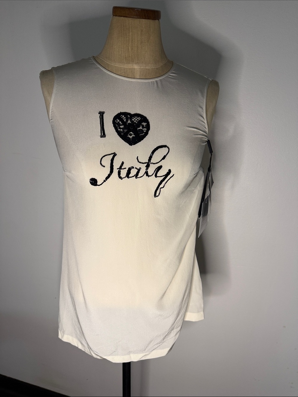 Dolce & Gabbana White 'I ♥ Italy' Sleeveless Tank